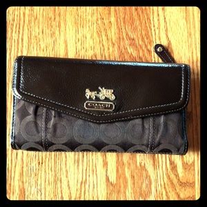 Coach wallet
